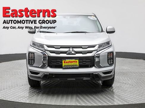 Used 2024 Mitsubishi Outlander Sport ES image 2