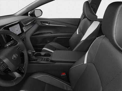 New 2026 Toyota Camry SE FWD image 6