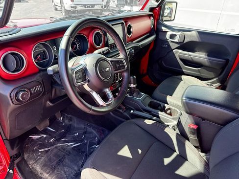 Used 2021 Jeep Wrangler Unlimited Rubicon image 25