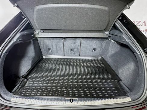 Used 2020 Audi Q3 2.0T Premium Plus w/ Premium Plus Package image 32