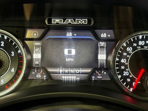 Used 2020 RAM 3500 Laramie image 34