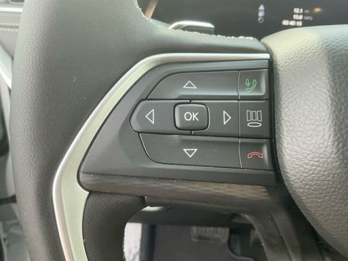 New 2025 Jeep Grand Cherokee Laredo AWD/4WD image 21