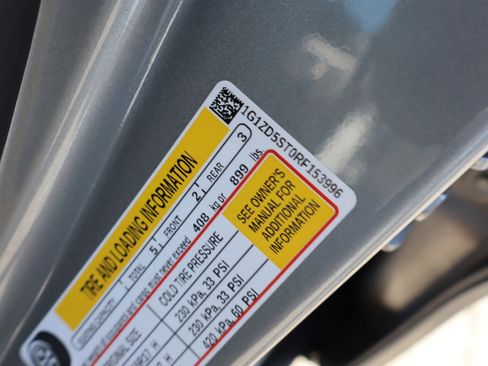 Used 2024 Chevrolet Malibu LT image 42