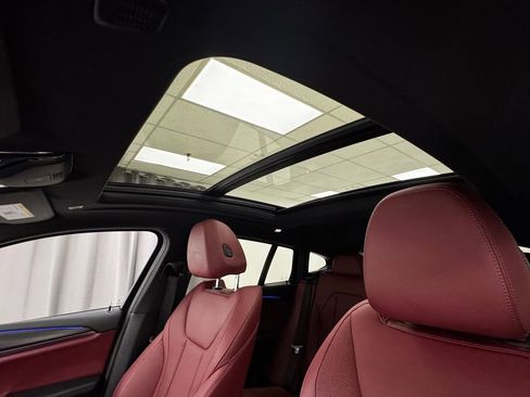 Used 2023 BMW X4 xDrive30i w/ M Sport Package image 29