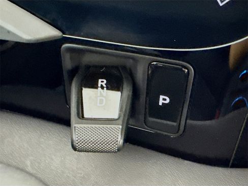 Used 2024 Porsche Taycan image 21