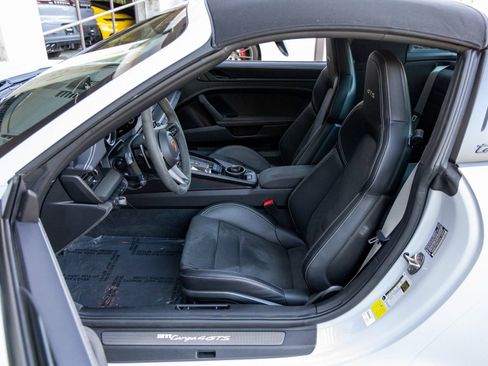 Certified 2024 Porsche 911 Targa 4 GTS image 26