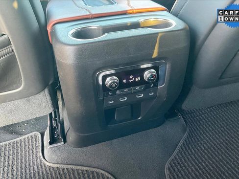 Used 2023 GMC Yukon Denali Ultimate image 36