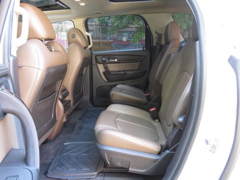 Used 2016 GMC Acadia SLT w/ Premium Edition image 20