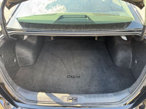 Used 2025 Nissan Altima 2.5 SV image 27