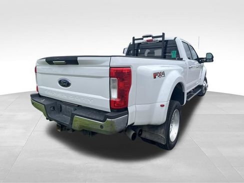 Used 2019 Ford F450 XLT w/ XLT Premium Package AWD/4WD image 2
