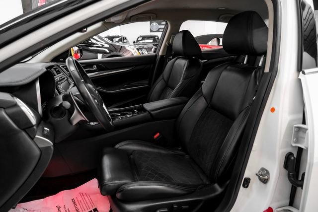 Used 2018 Nissan Maxima SR w/ Midnight Edition FWD image 30
