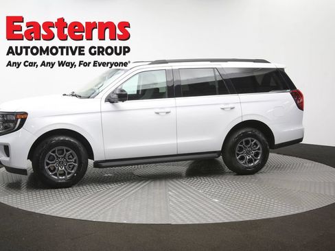 Used 2025 Ford Expedition Active AWD/4WD image 58