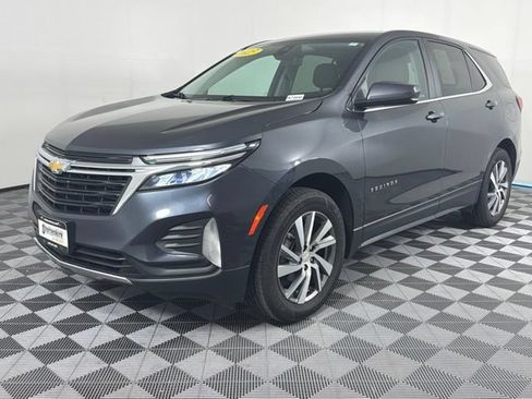 Used 2023 Chevrolet Equinox LT AWD/4WD image 2