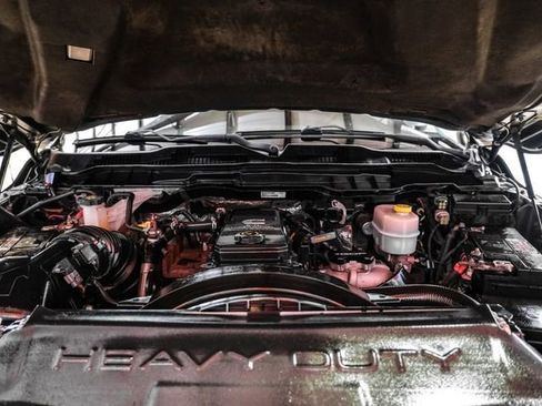 Used 2016 RAM 2500 Laramie w/ Snow Chief Group image 8