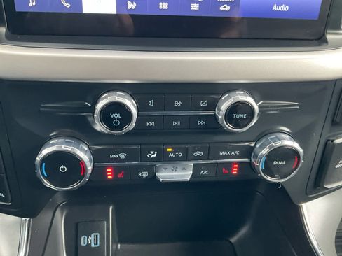 Certified 2022 Ford F150 XLT w/ Equipment Group 302A High image 25