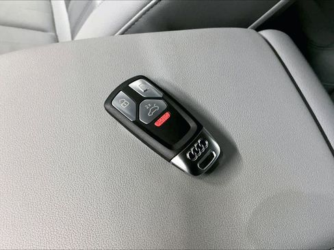 Certified 2023 Audi Q5 2.0T Premium Plus w/ Premium Plus Package image 13