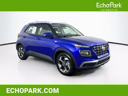 Used 2025 Hyundai Venue SEL