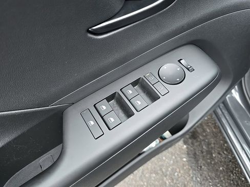 Certified 2024 Hyundai Kona SE FWD image 21