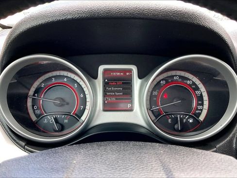 Used 2017 Dodge Journey SE w/ Flexible Seating Group FWD image 12