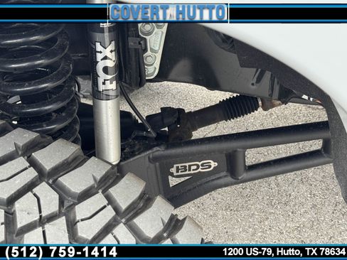 New 2026 Ford F250 Lariat w/ Black Appearance Package image 3