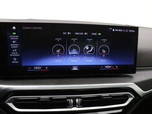 Used 2024 BMW 330i xDrive Sedan w/ Convenience Package image 23