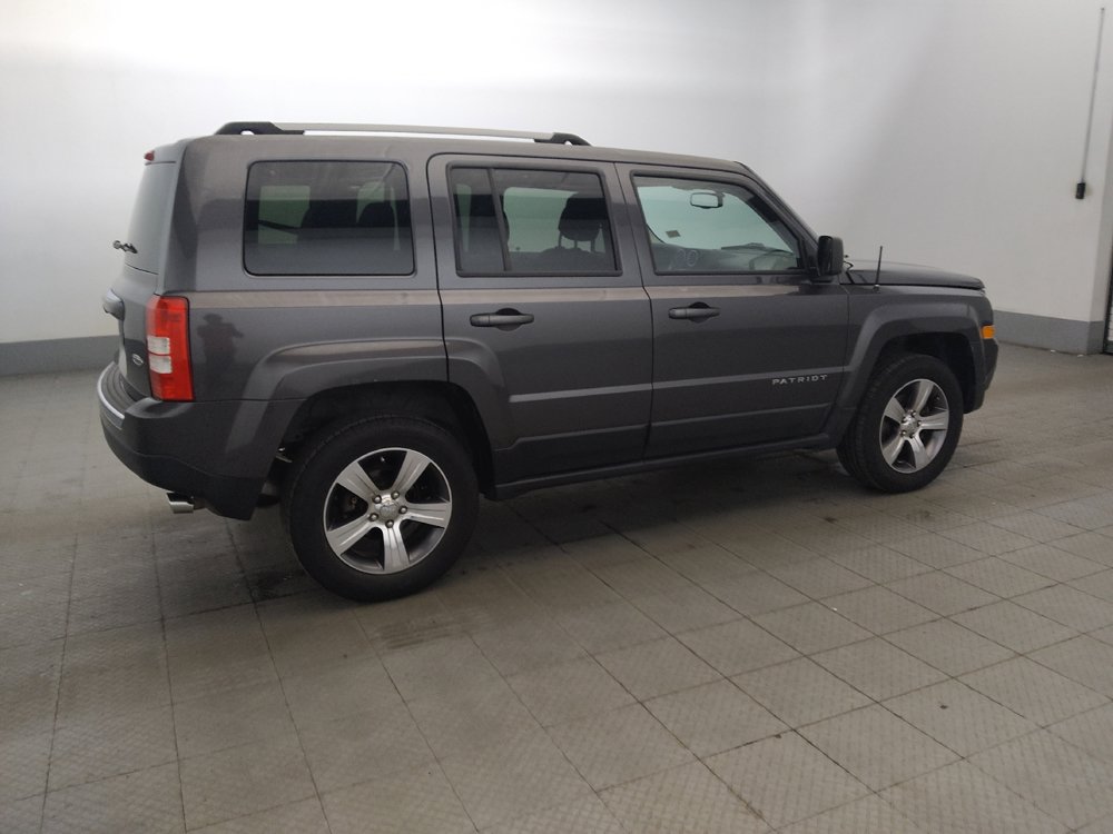 Used 2017 Jeep Patriot High Altitude AWD/4WD image 10