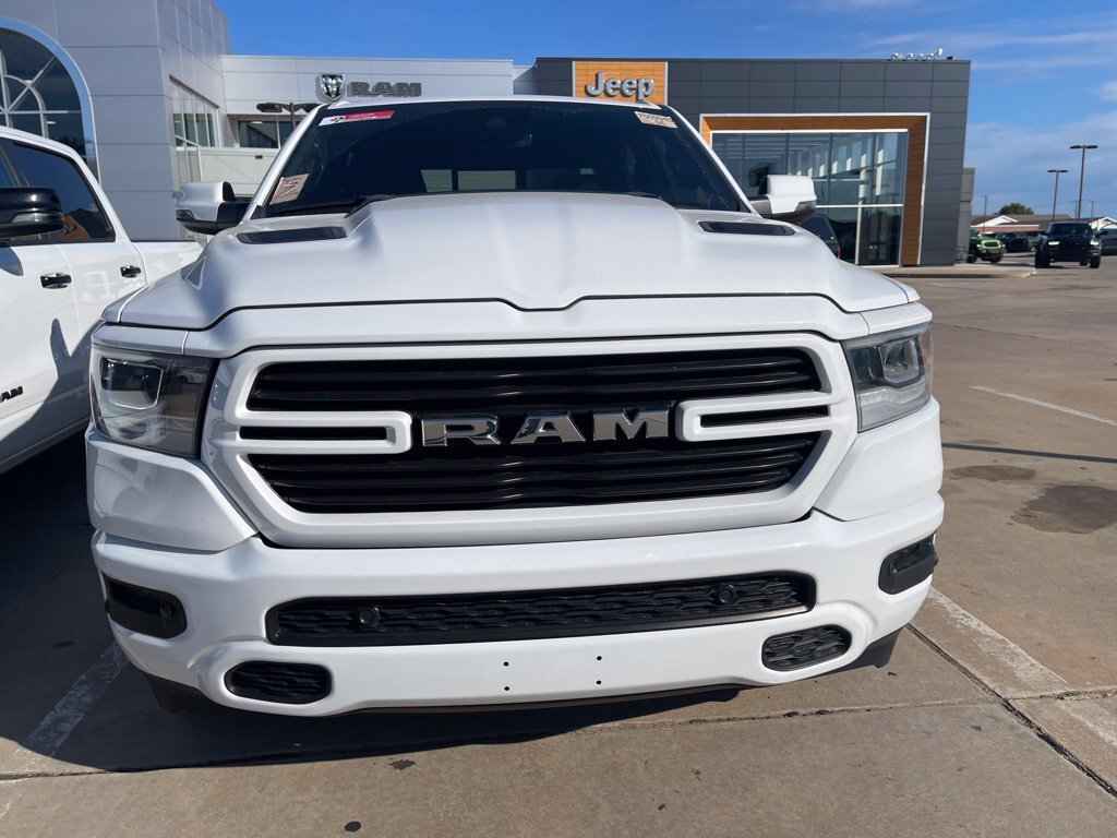 Used 2023 RAM 1500 Laramie AWD/4WD image 2