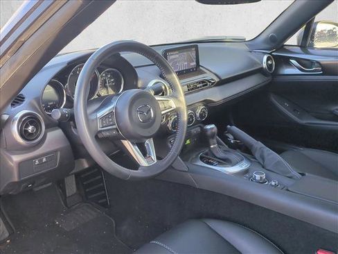 Used 2022 MAZDA MX-5 Miata RF Grand Touring image 10