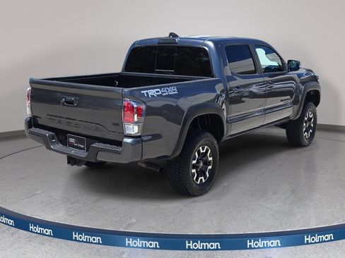 Used 2021 Toyota Tacoma TRD Off-Road w/ Technology Package AWD/4WD image 6