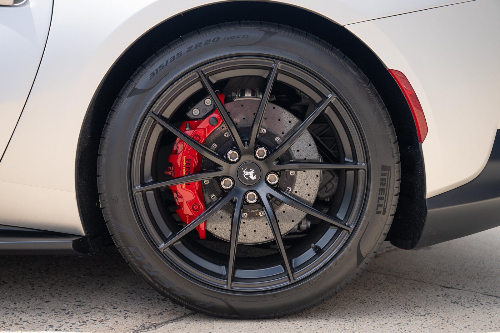 Certified 2022 Ferrari 812 GTS RWD image 15