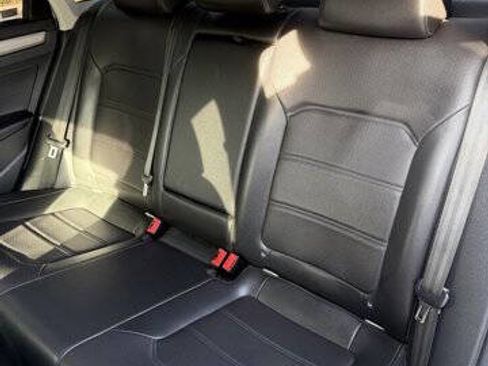 Used 2020 Volkswagen Passat 2.0T SE image 21