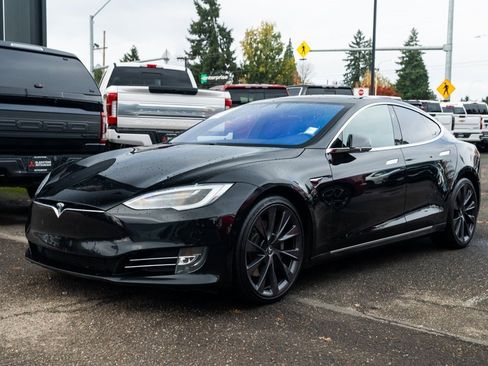 Used 2018 Tesla Model S 100D image 3