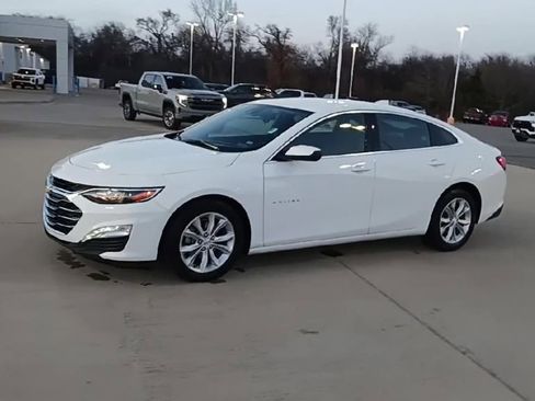 Certified 2025 Chevrolet Malibu LT image 4