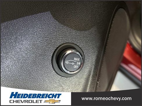 Used 2023 Buick Envision Essence FWD image 31