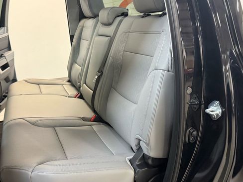 Used 2024 Toyota Tundra Limited image 36