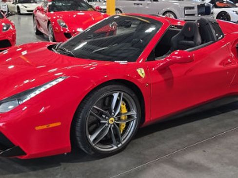 Used 2018 Ferrari 488 Spider RWD image 1