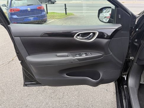 Used 2019 Nissan Sentra SV w/ Special Edition Package FWD image 23