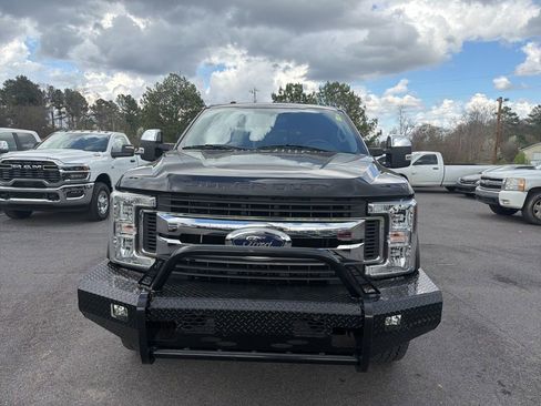 Used 2018 Ford F250 XLT w/ XLT Premium Package image 7