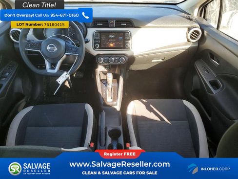 Used 2021 Nissan Versa SV image 5