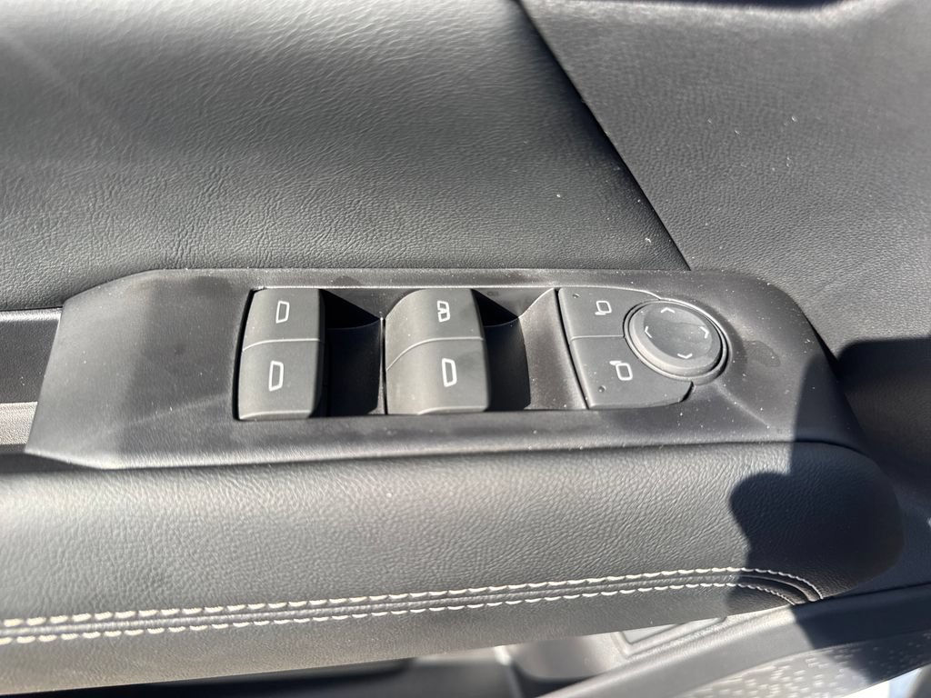 New 2027 GMC Terrain Elevation w/ Elevation Premium Package FWD image 16