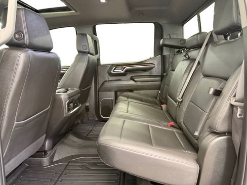 Used 2024 GMC Sierra 1500 Elevation w/ Elevation Premium Package AWD/4WD image 10