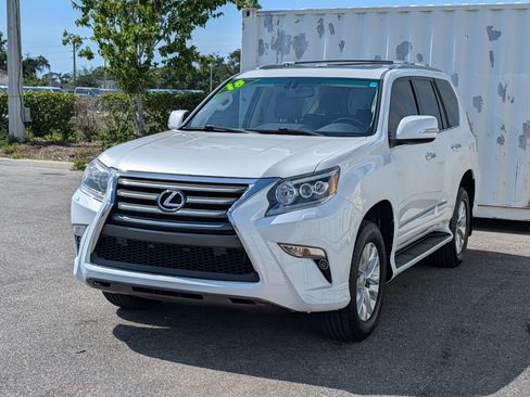 Used 2018 Lexus GX 460 Premium w/ Premium Package AWD/4WD image 7