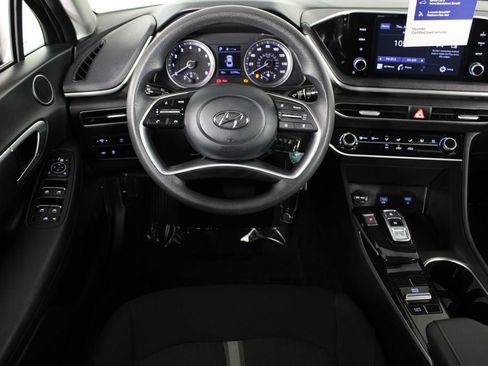 Certified 2022 Hyundai Sonata SE w/ Cargo Package FWD image 8