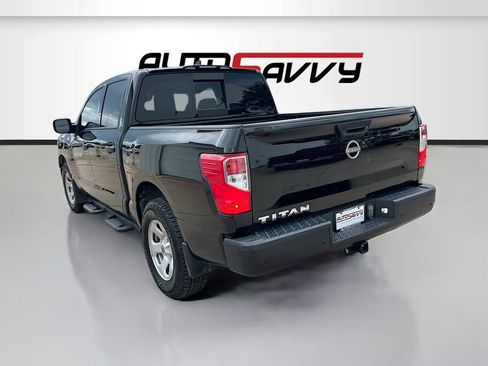 Used 2023 Nissan Titan S w/ S Utility Package RWD image 5