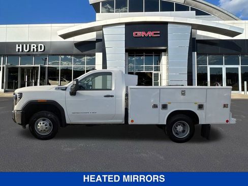 New 2025 GMC Sierra 3500 Pro w/ Convenience Package image 7