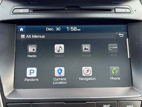 Used 2017 Hyundai Santa Fe SE w/ SE Ultimate Tech Package 03 image 29