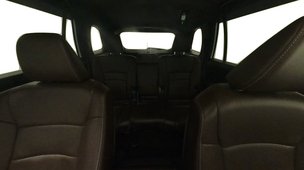 Used 2025 Honda Passport EX-L image 32