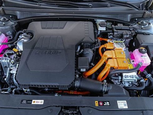 New 2026 Hyundai Elantra Sport FWD image 30