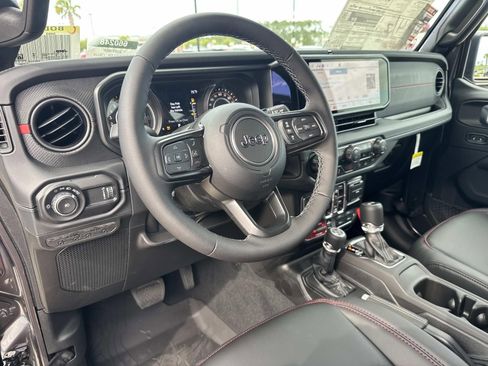 New 2026 Jeep Wrangler Unlimited Rubicon image 17