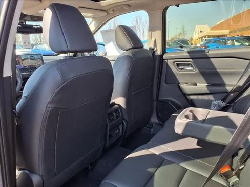 New 2025 Nissan Rogue SL w/ Tech Package image 27